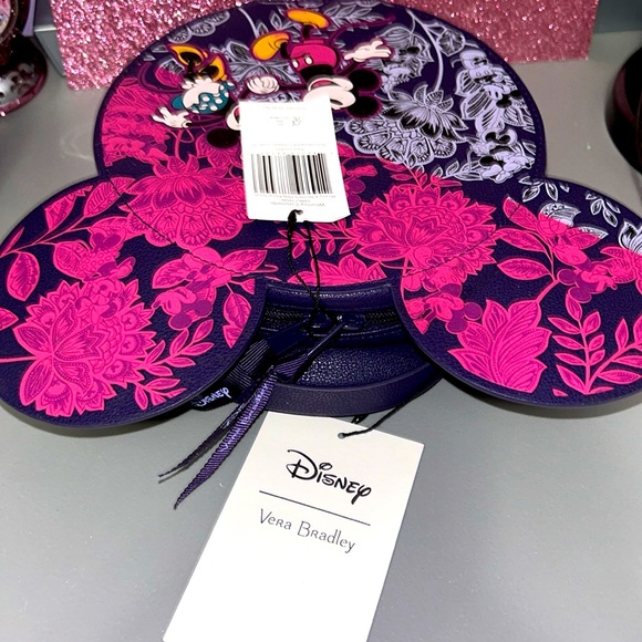 Vera Bradley Disney Limited Edition Whimsy Cosmetic Case - Picture 3 of 6